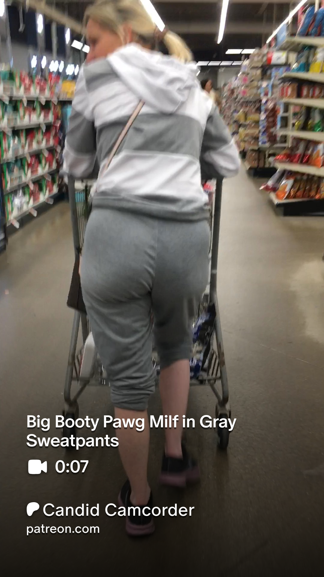 Big Booty Pawg Milf in Gray Sweatpants | Patreon